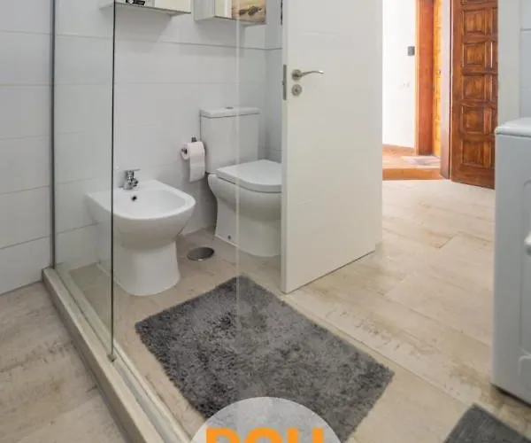 Oasis 洛斯克里斯蒂亚诺斯